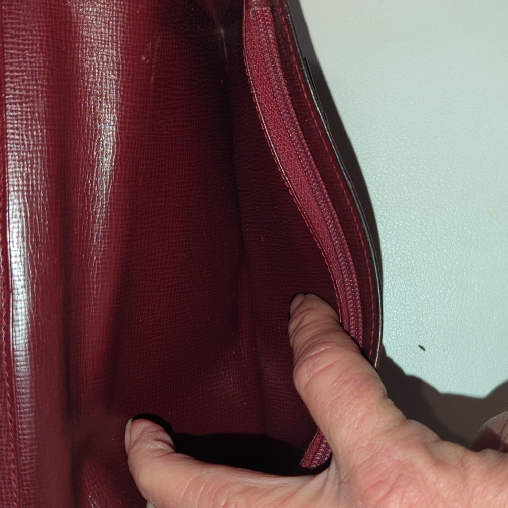 Cartier bourdeaux long wallet with Card - Picture 8 of 16
